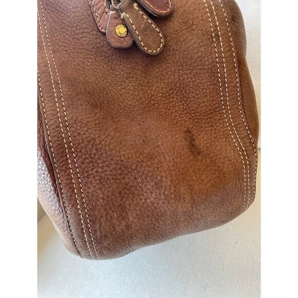 Fossil leather shoulder bag. Tear in liner - Picture 7 of 16